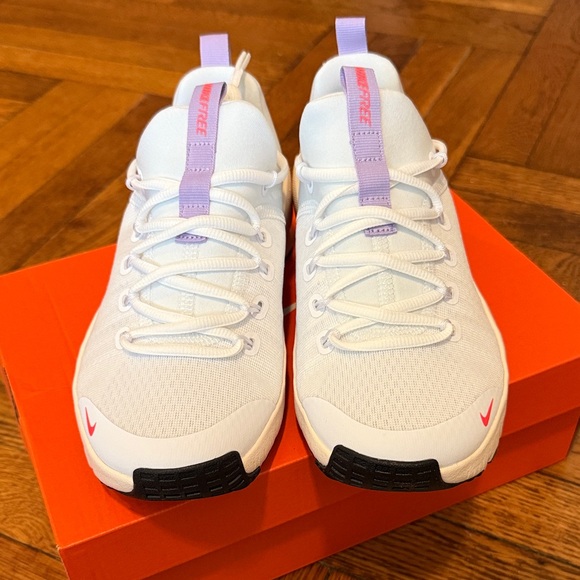 Nike Free Metcon 6 Women’s - Picture 2 of 5